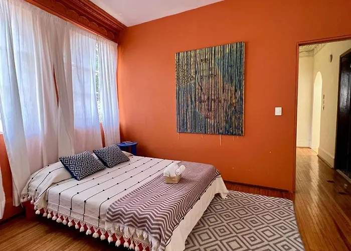 Mar De Lava Bed & Breakfast